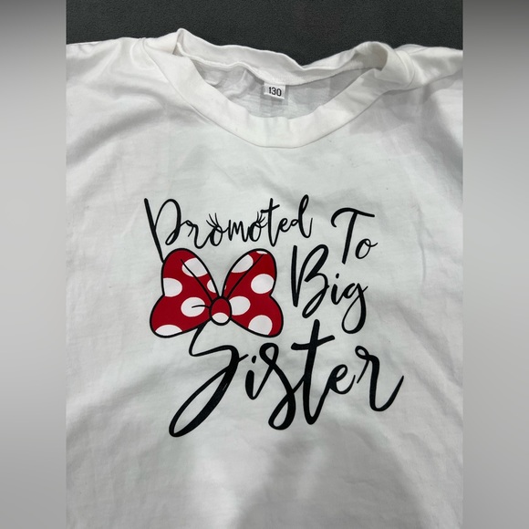 Promoted to big sister Tshirt - Picture 3 of 3